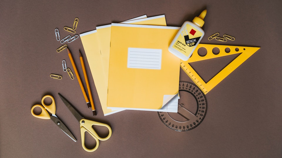 Klebereste entfernen - einfache Hausmittel, Tipps und Tricks - Lösung