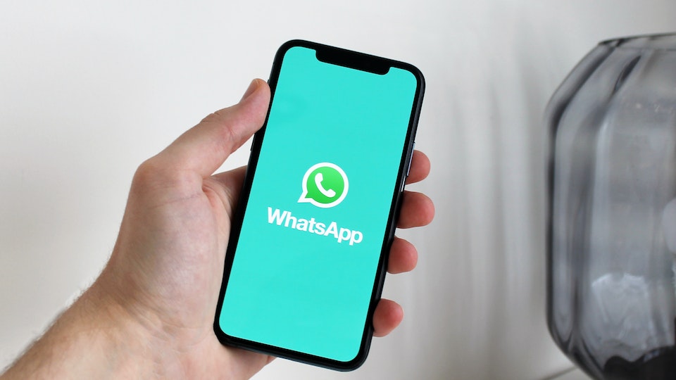 WhatsApp-Nachrichten kommen erst an, wenn ich WhatsApp öffne - Lösung