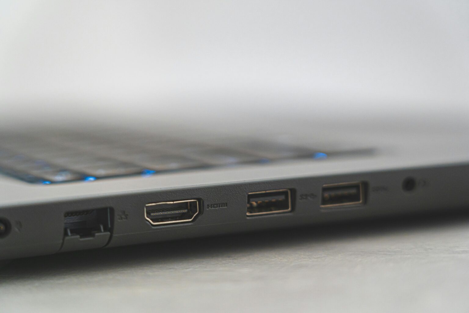 Telefunken TV zeigt kein Signal HDMI prüfen