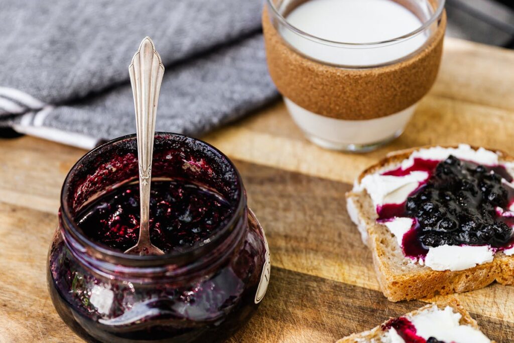 Was macht Pektin und wie wird es beim Marmeladenkochen verwendet?