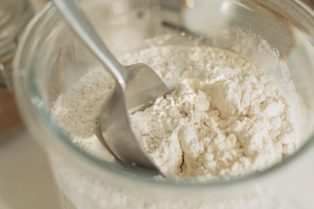 Wie verhindert man, dass Speisestärke Klümpchen bildet?