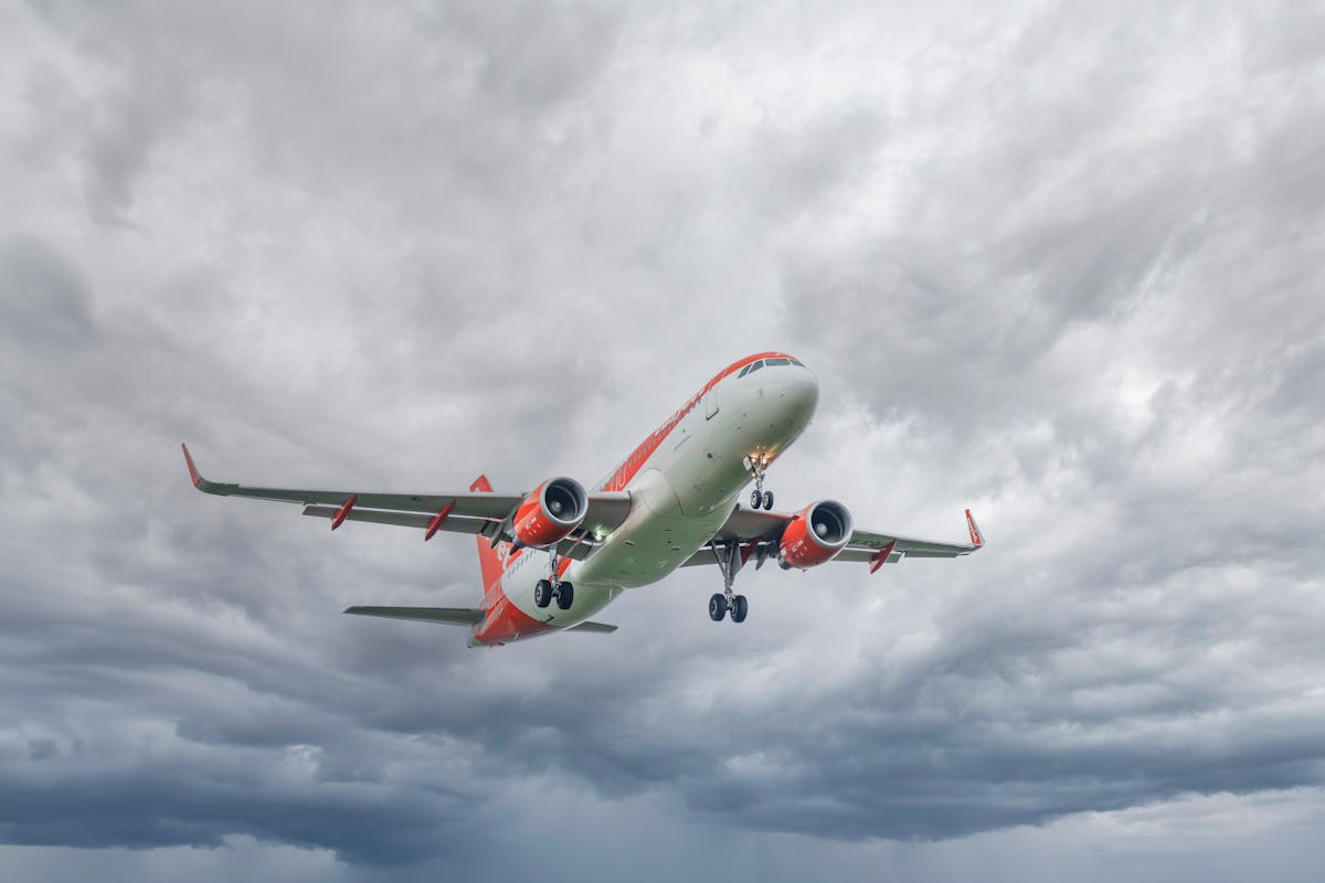 Turbulenzen im Flugzeug entstehen nicht zufällig