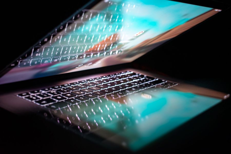 Browser löscht den Verlauf nicht auf allen Geräten: Sync und Konto prüfen