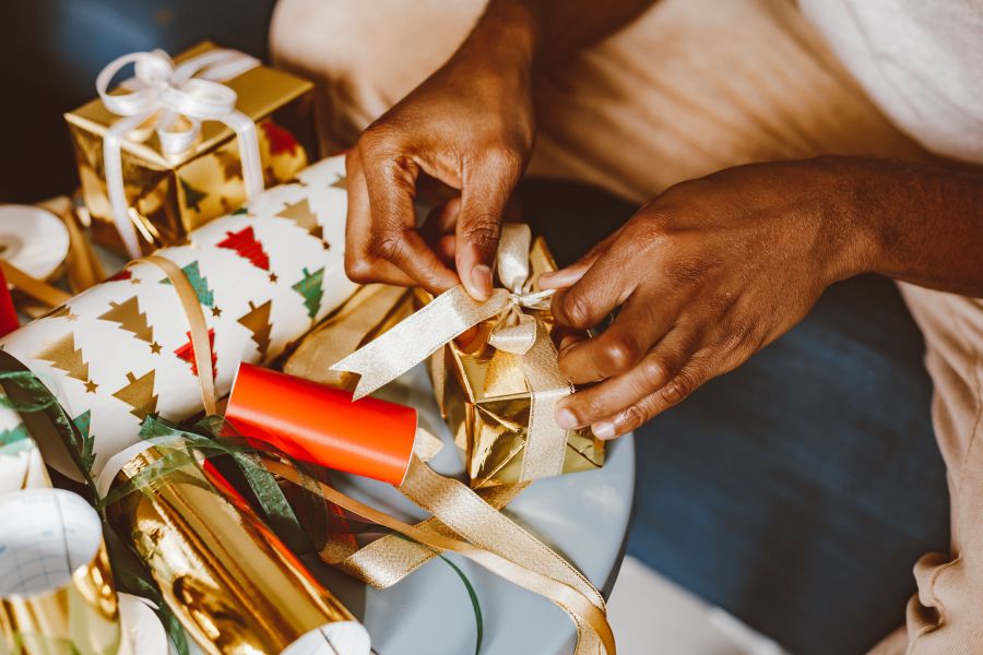 Geschenkverpackung ohne viel Aufwand: Schnell schöner einpacken